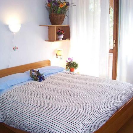 Bed and Breakfast Garni Pecol Fusine Zimmer foto